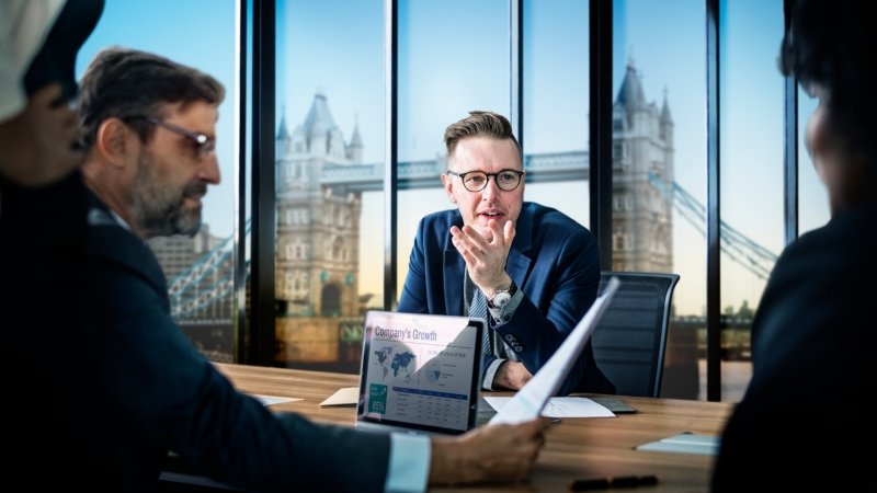 What Sets High-Impact Advisory Firms Apart in Today's Competitive Market