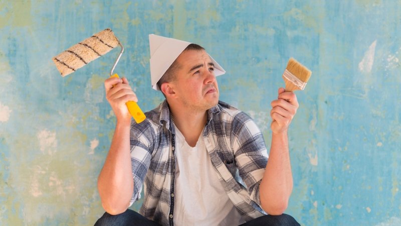 Peeling Paint, Fading Color, and Cracked Caulk: Which Issues Need a Painter?